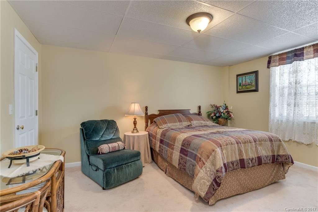 640 Laurel Heights Lane - Photo 15