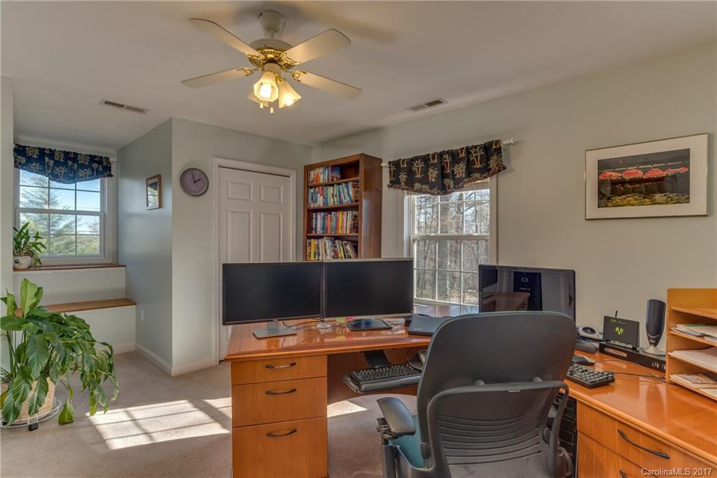 640 Laurel Heights Lane - Photo 17