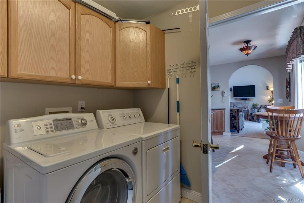 640 Laurel Heights Lane - Photo 7