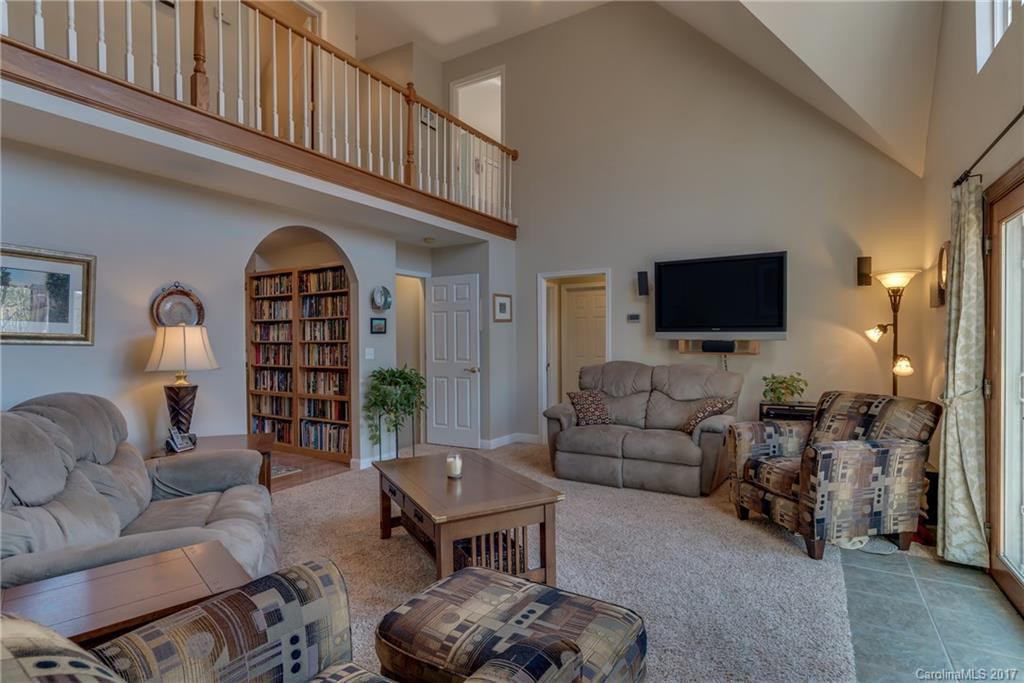 640 Laurel Heights Lane - Photo 8