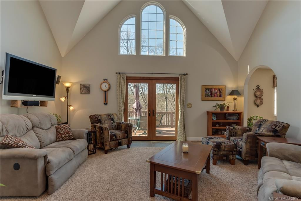 640 Laurel Heights Lane - Photo 9