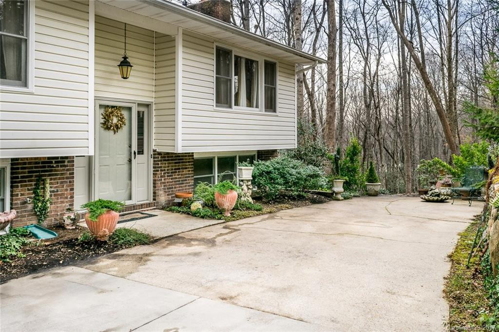 47 Ravenwood Lane #15 - Photo 2
