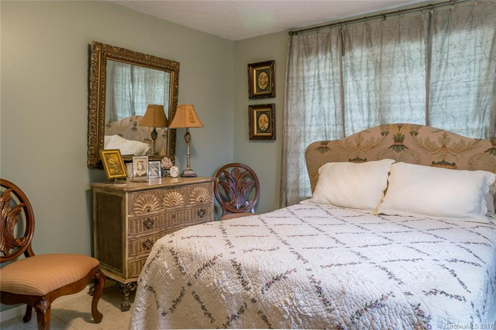 47 Ravenwood Lane #15 - Photo 15