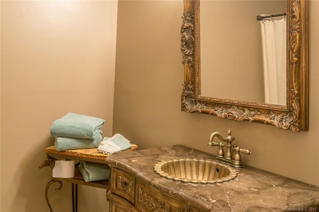 47 Ravenwood Lane #15 - Photo 16