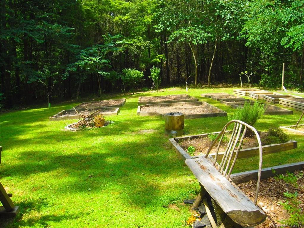 183 Pinecrest Drive - Photo 3