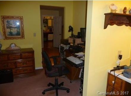 1169 English Ridge Drive - Photo 10