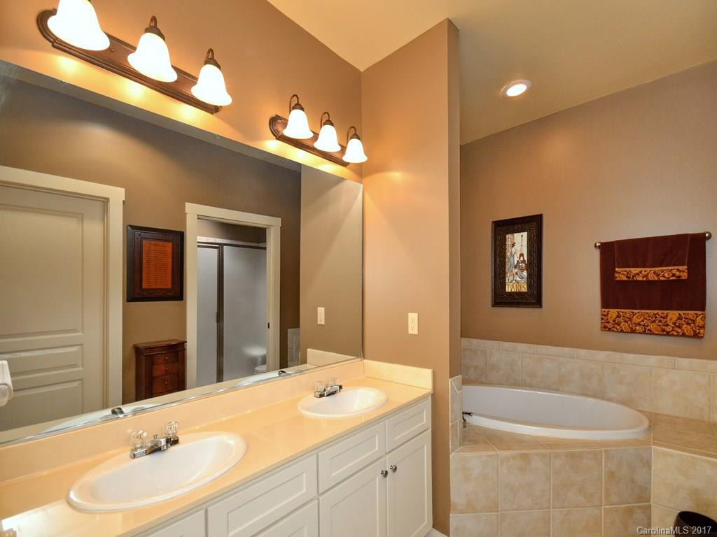 9 Kenilworth Knoll #127 - Photo 11