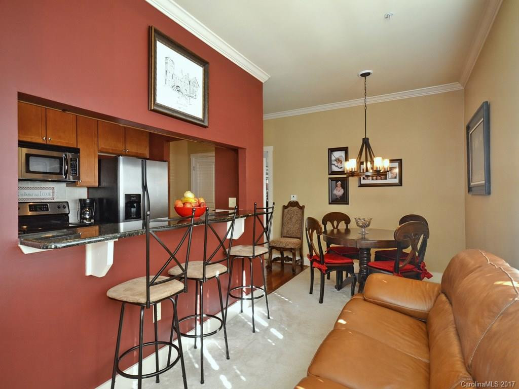 9 Kenilworth Knoll #127 - Photo 3