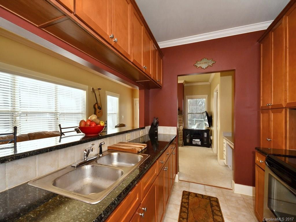 9 Kenilworth Knoll #127 - Photo 4