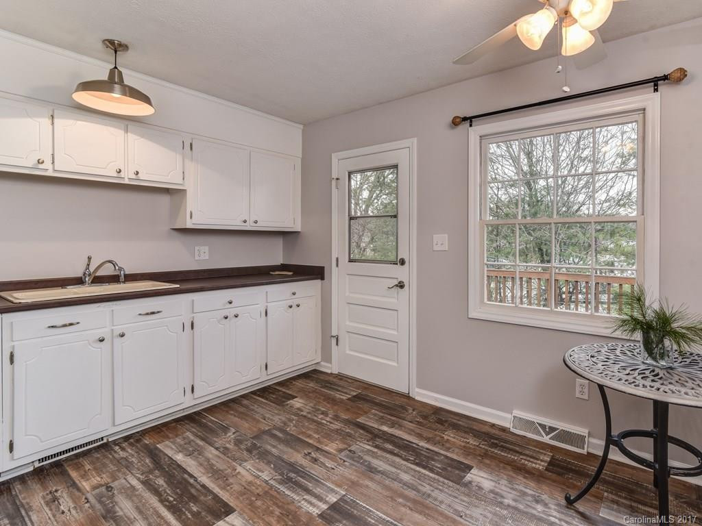 11 Donna Drive - Photo 5