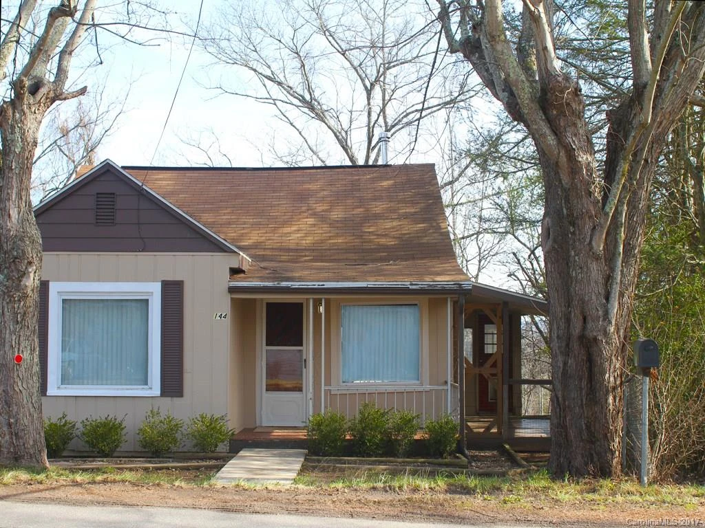144 Moody Avenue