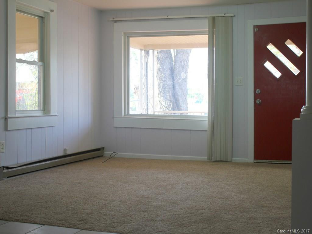144 Moody Avenue - Photo 8