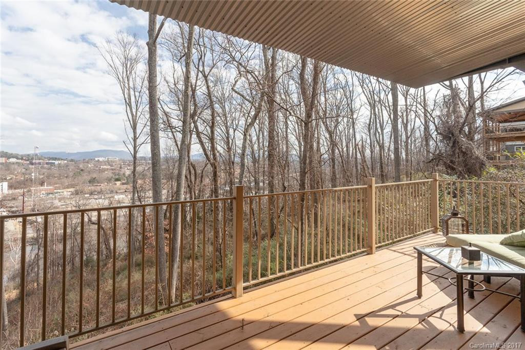 138 Riverview Drive - Photo 16