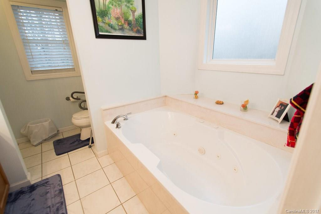 70 Richard Drive - Photo 16