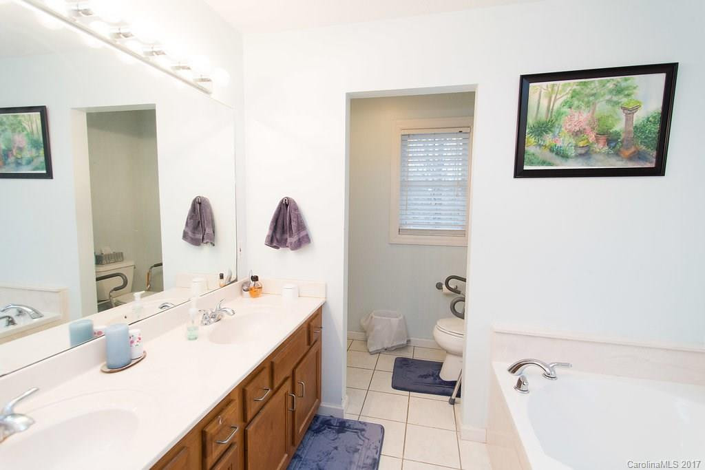 70 Richard Drive - Photo 17
