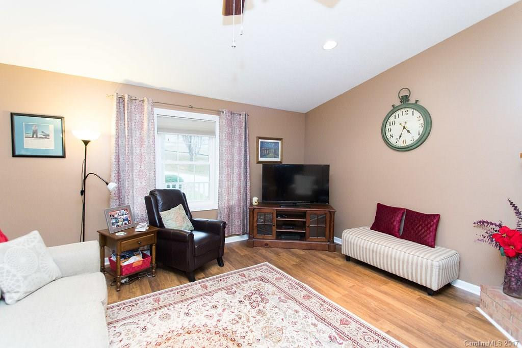 70 Richard Drive - Photo 22