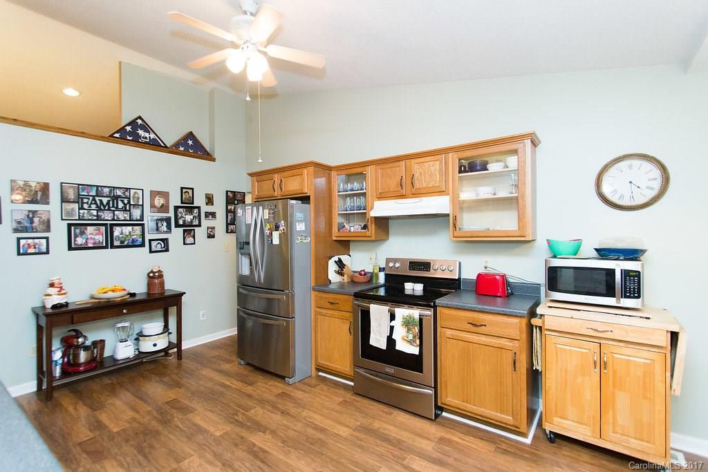 70 Richard Drive - Photo 8