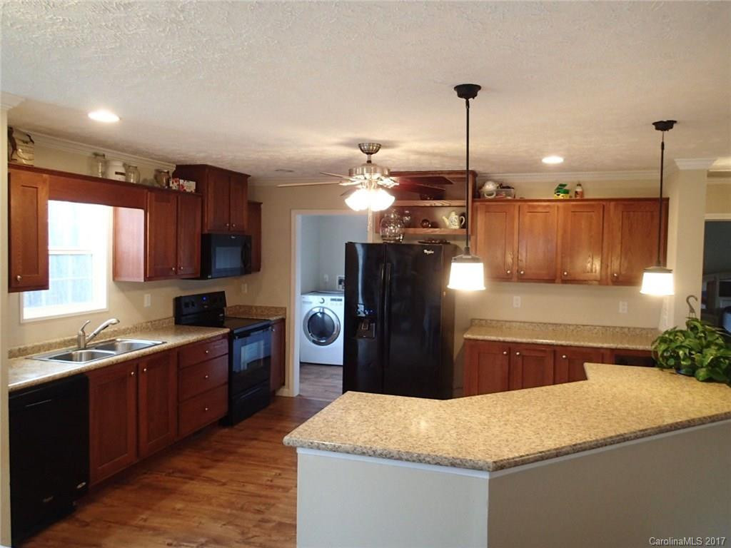 1934 Fox Mountain Road - Photo 4