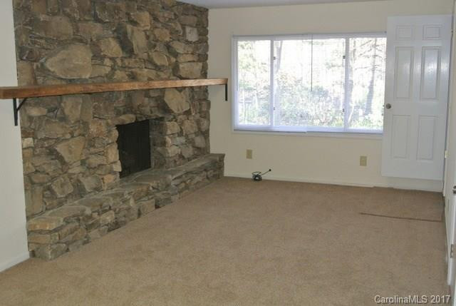 22 Turnberry Drive - Photo 2