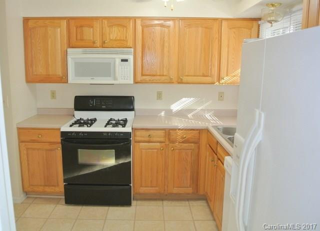 22 Turnberry Drive - Photo 4
