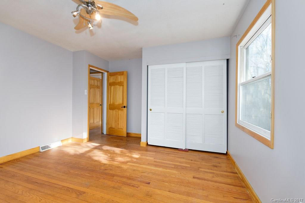 55 Springwood Drive - Photo 14