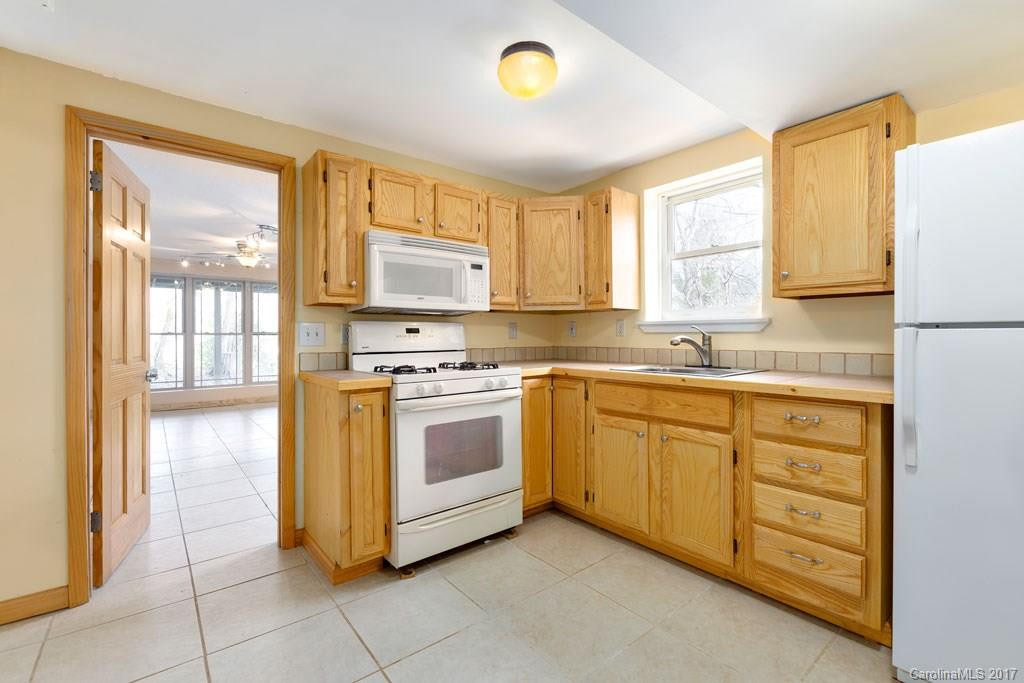 55 Springwood Drive - Photo 16