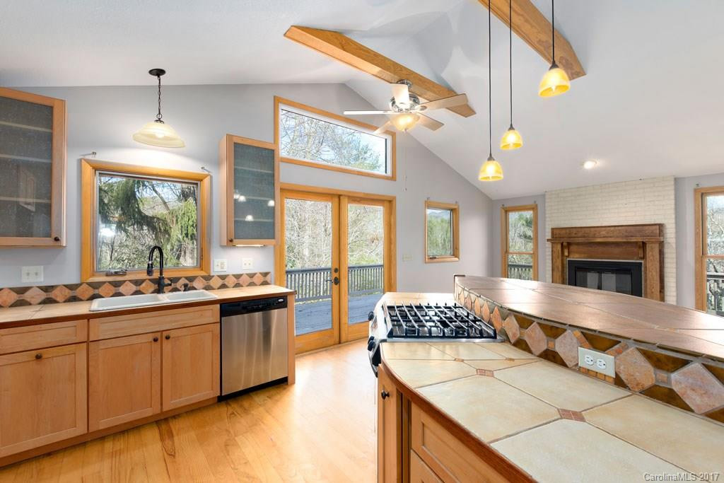 55 Springwood Drive - Photo 4
