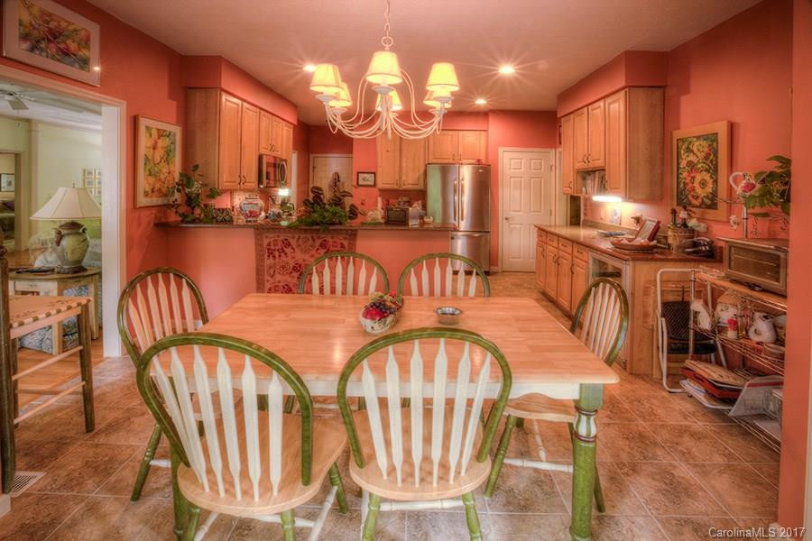900 Campbell Drive - Photo 4