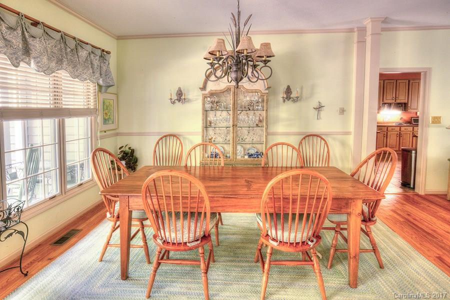 900 Campbell Drive - Photo 5