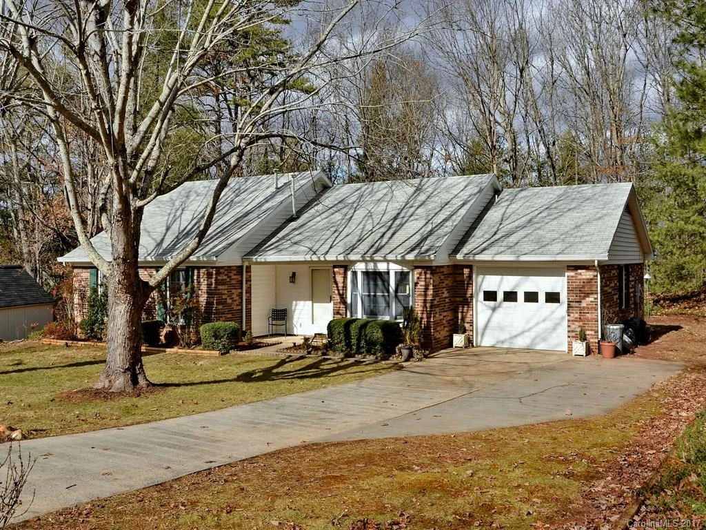 406 Creekside Drive