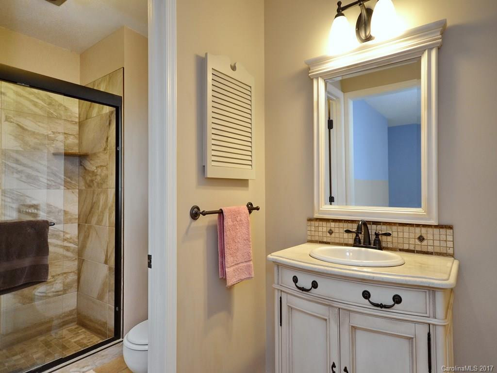 406 Creekside Drive - Photo 10