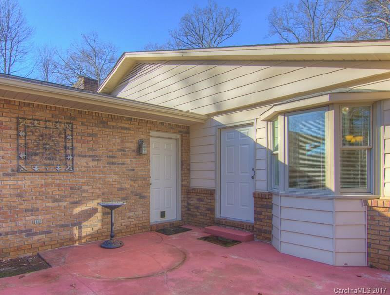 24 Charles Lance Place - Photo 23
