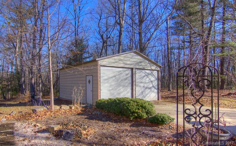 24 Charles Lance Place - Photo 24