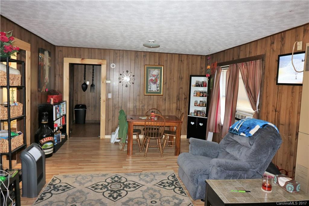 1028 Shepherd Street - Photo 3