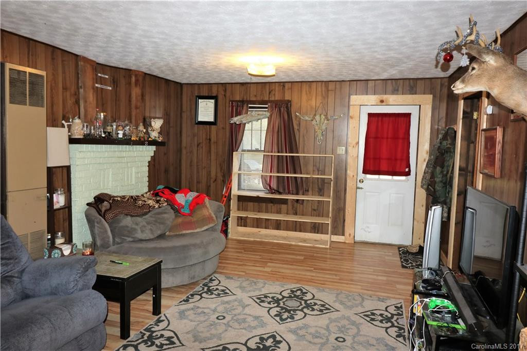 1028 Shepherd Street - Photo 4