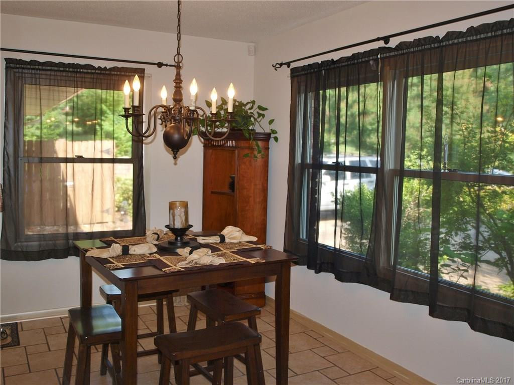 100 Inglewood Drive - Photo 3