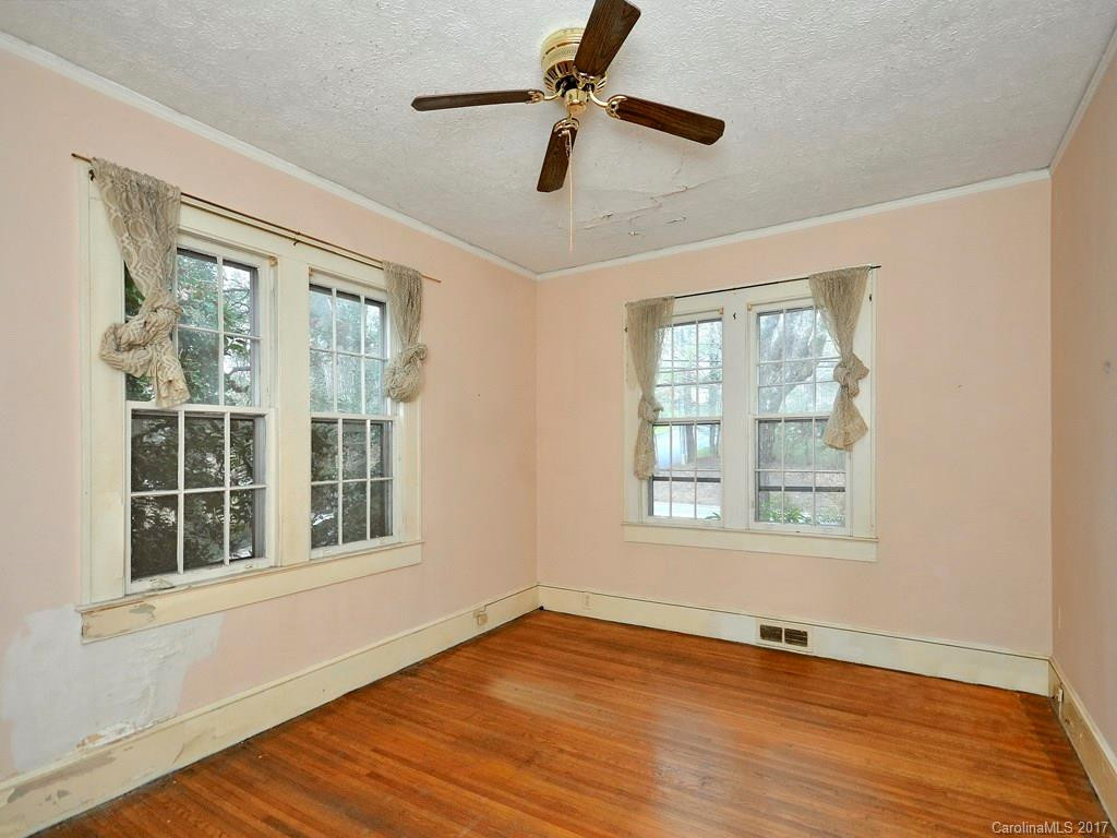 926 Kanuga Road - Photo 14