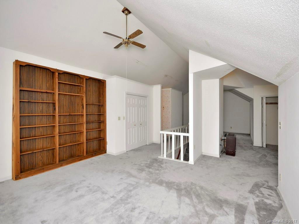 926 Kanuga Road - Photo 17