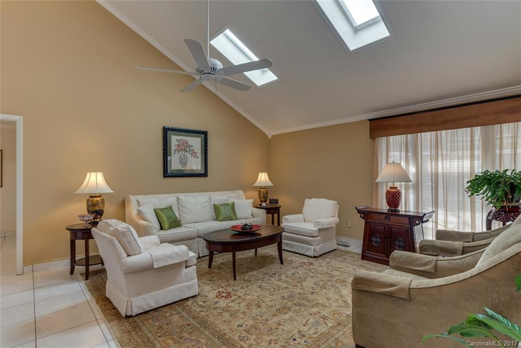 394 Fairforest Drive - Photo 8