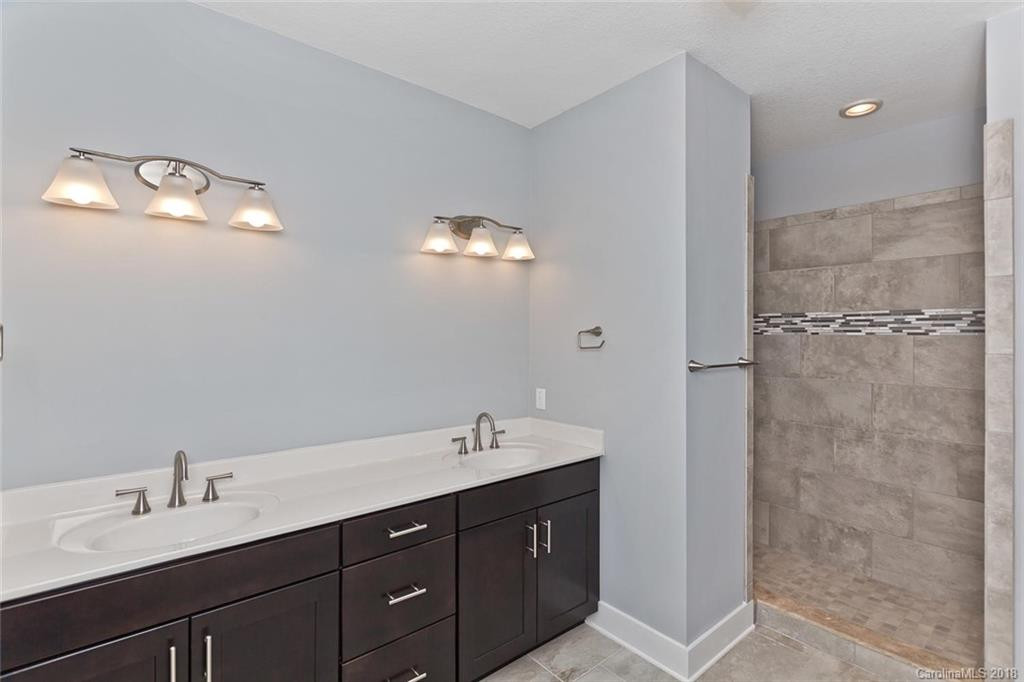 683 Summerfield Place - Photo 17