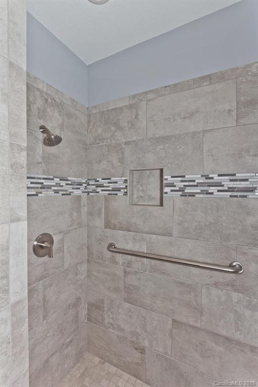 683 Summerfield Place - Photo 18