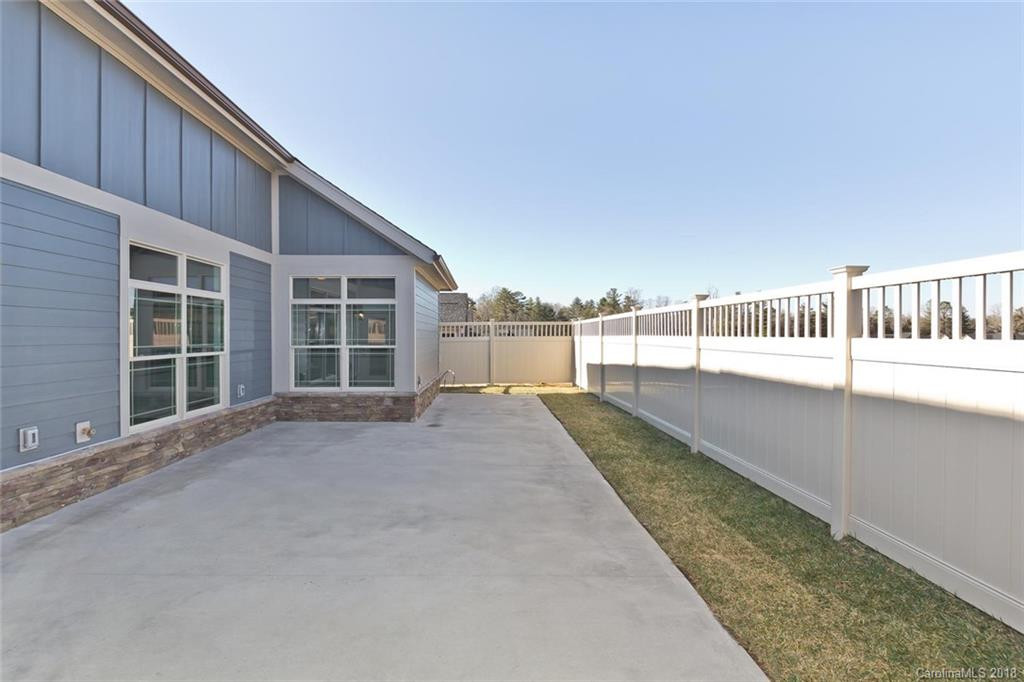 683 Summerfield Place - Photo 30