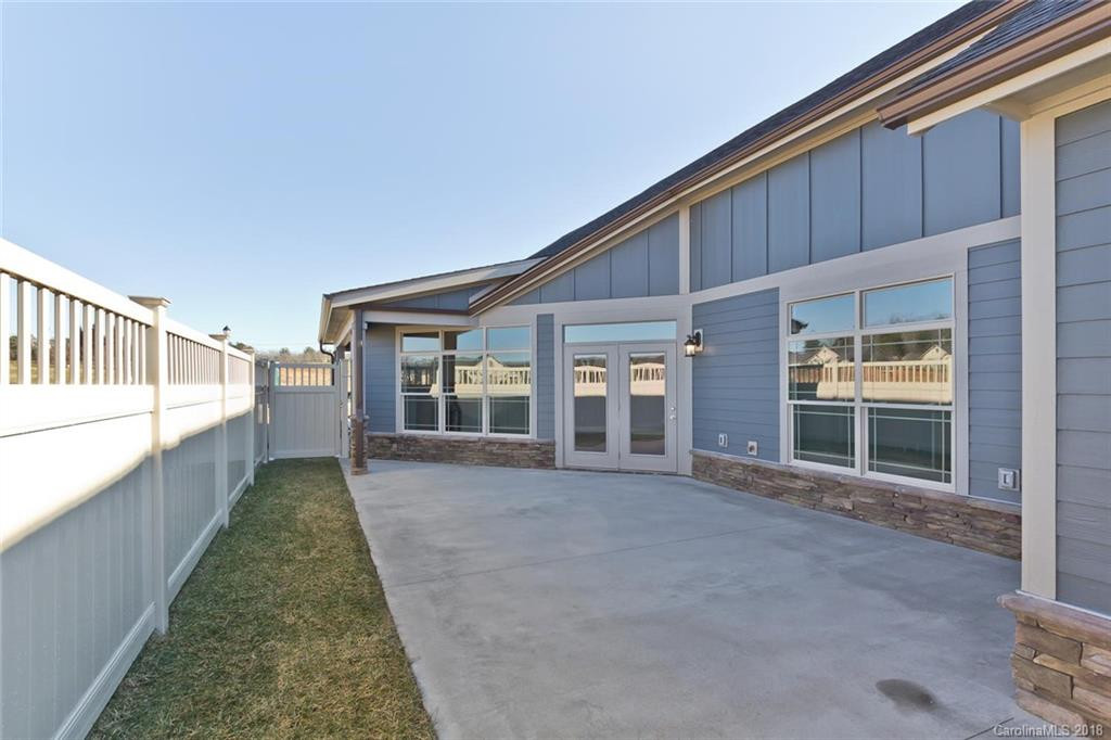 683 Summerfield Place - Photo 31