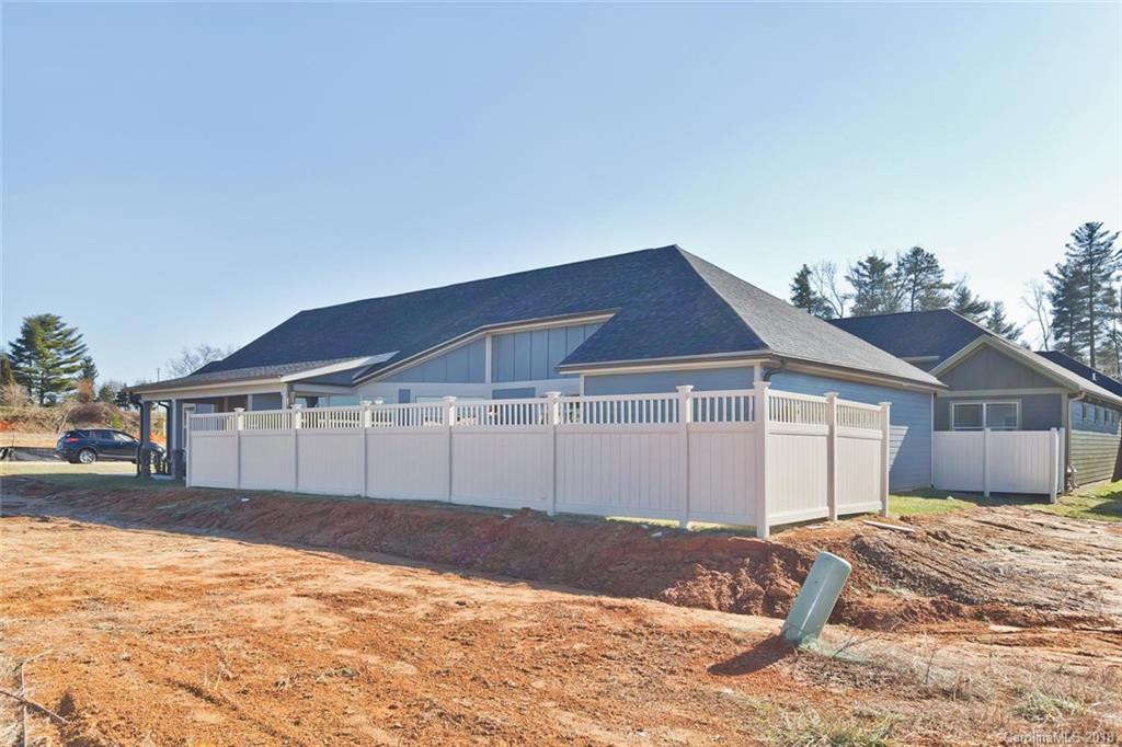 683 Summerfield Place - Photo 32