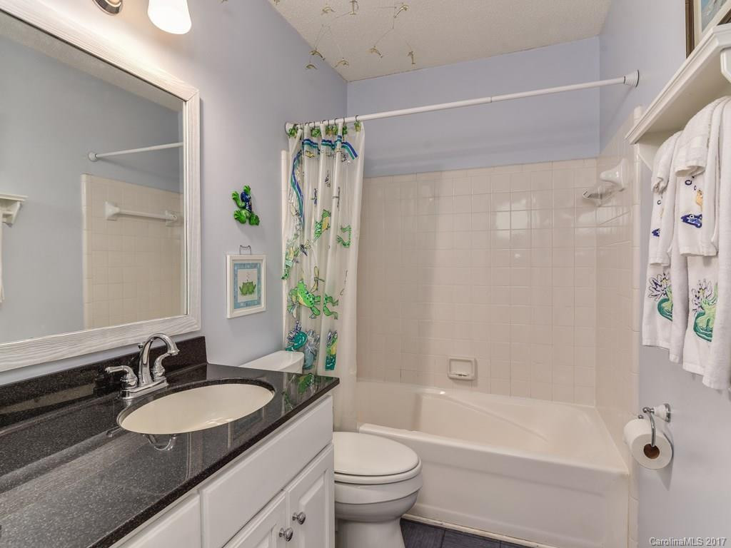 8 Fox Lair Court - Photo 15