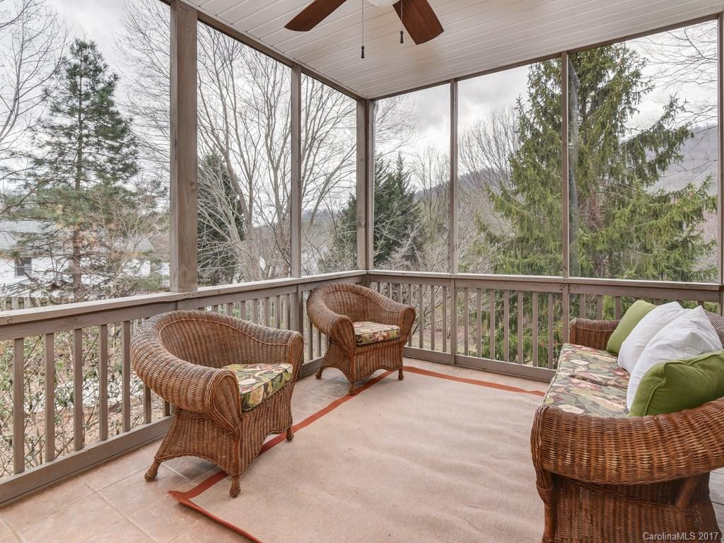 8 Fox Lair Court - Photo 20