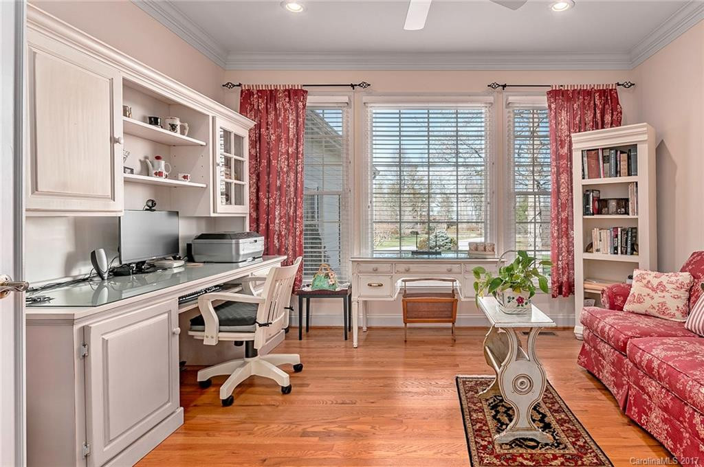 115 Founders Drive - Photo 13