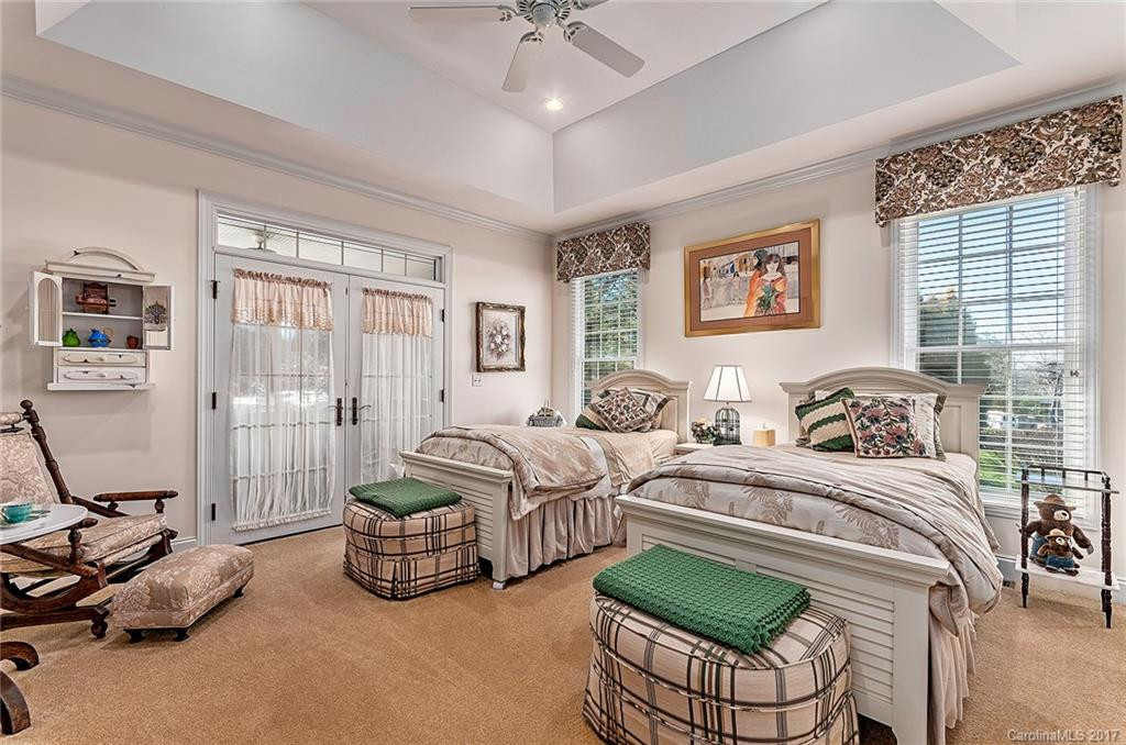115 Founders Drive - Photo 14