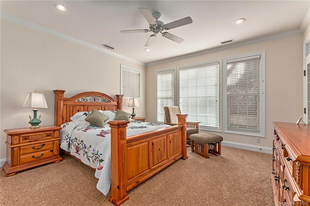 115 Founders Drive - Photo 17