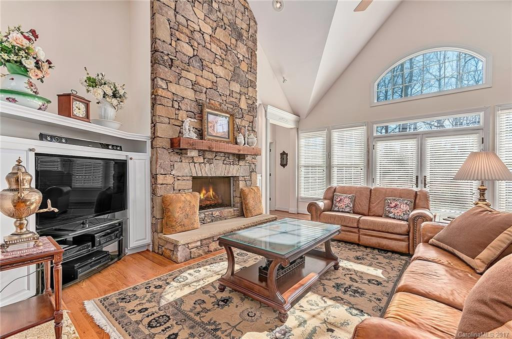 115 Founders Drive - Photo 5